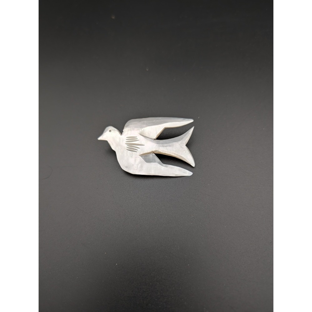 Vintage MOP MOTHER OF PEARL DOVE FIGURAL BROOCH PIN